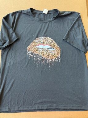 Black Tee with Leopard Print Lip Graphic